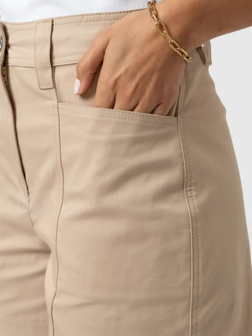 Saint and Sofia Cargo Short - Beige