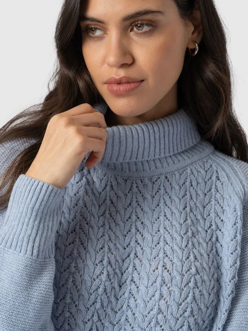 Saint and Sofia Glen Cable Knit Sweater - Pale Blue