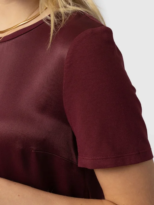 Saint and Sofia Rayner Contrast Tee - Maroon